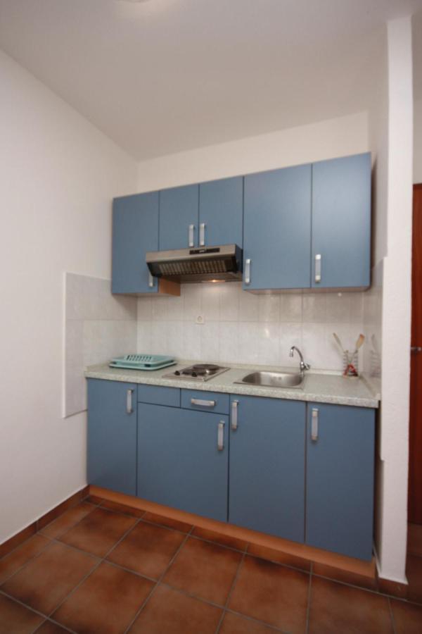 Apartments By The Sea Rastici, Ciovo - 2104 Trogir Exterior foto