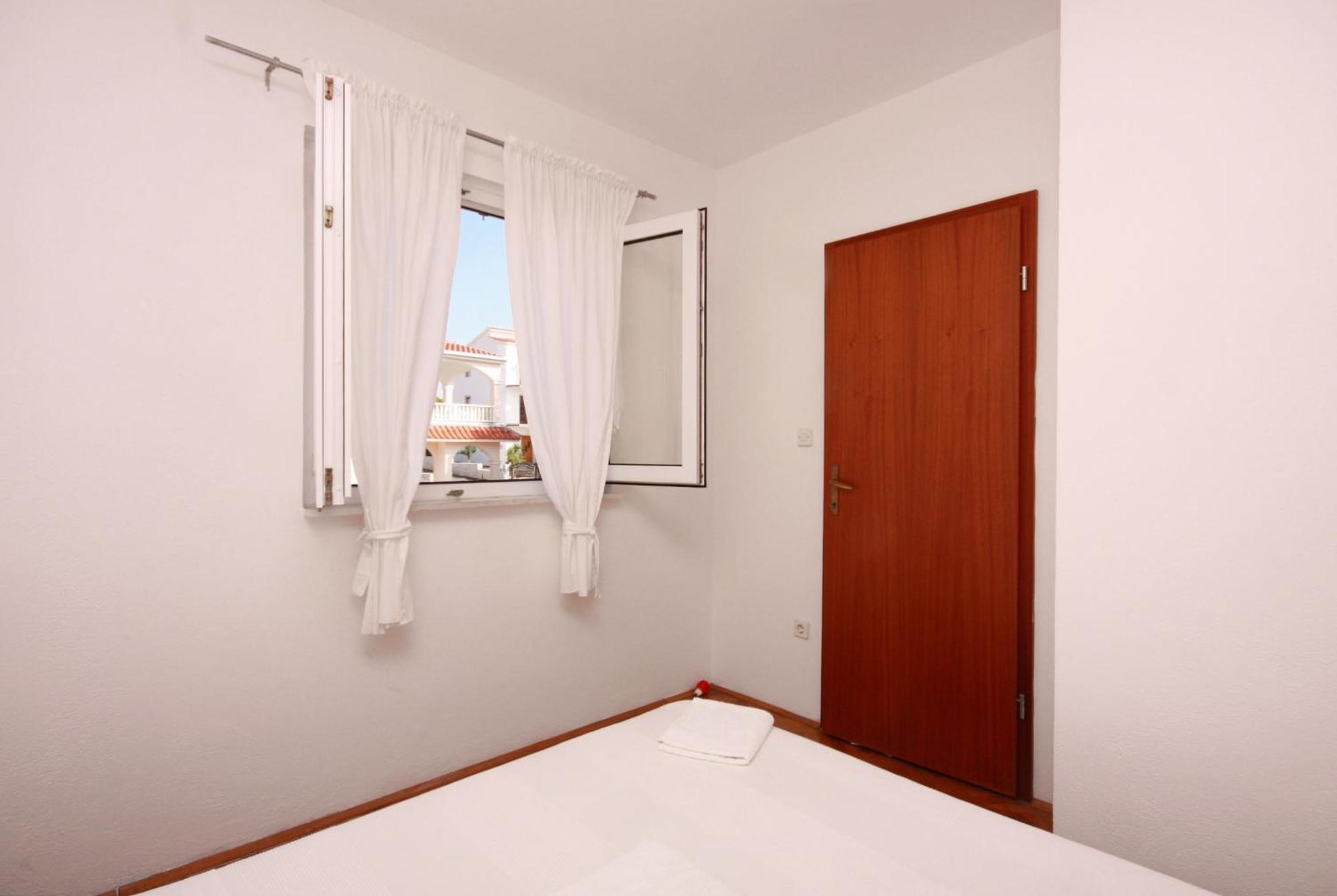 Apartments By The Sea Rastici, Ciovo - 2104 Trogir Zimmer foto