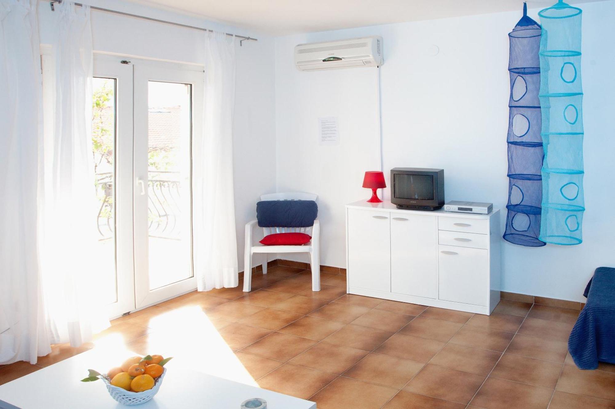 Apartments By The Sea Rastici, Ciovo - 2104 Trogir Zimmer foto