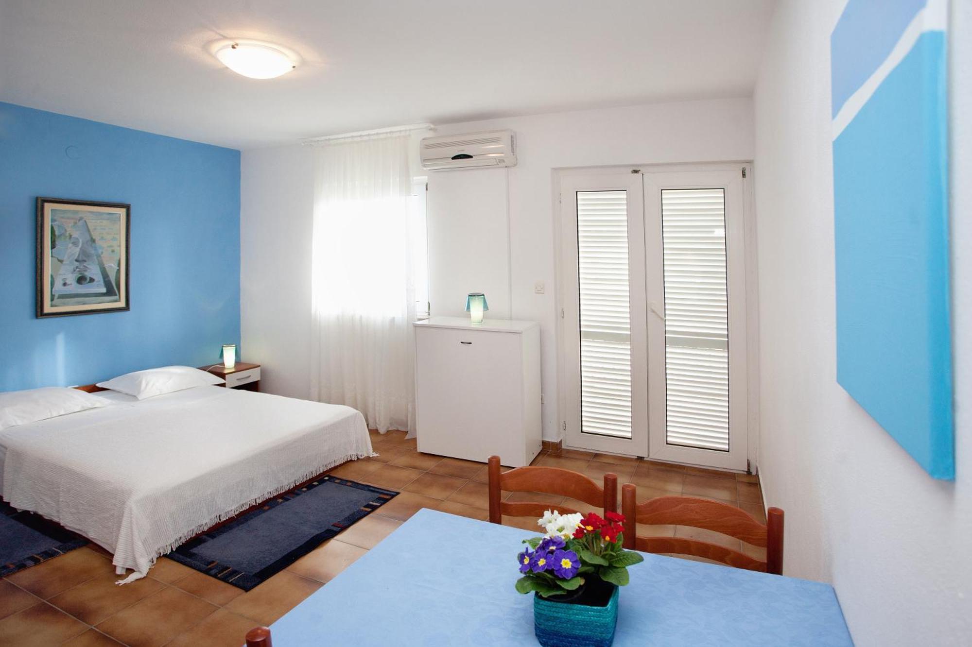 Apartments By The Sea Rastici, Ciovo - 2104 Trogir Zimmer foto